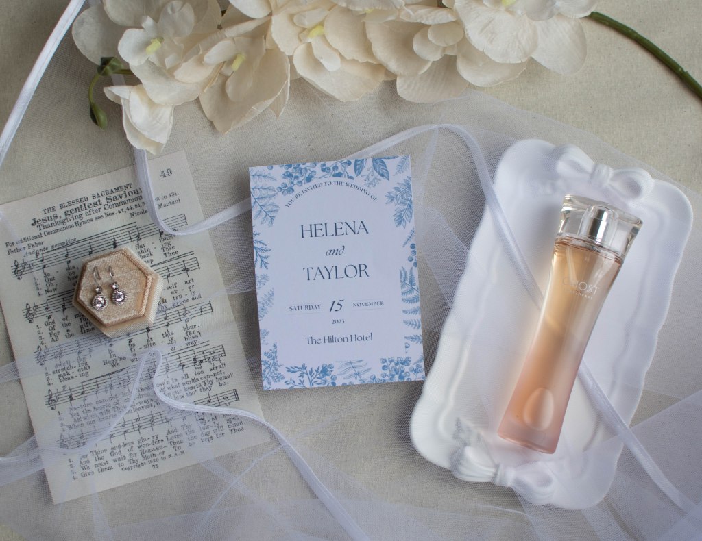 UK FEMALE WEDDING PHOTOGRAPHER