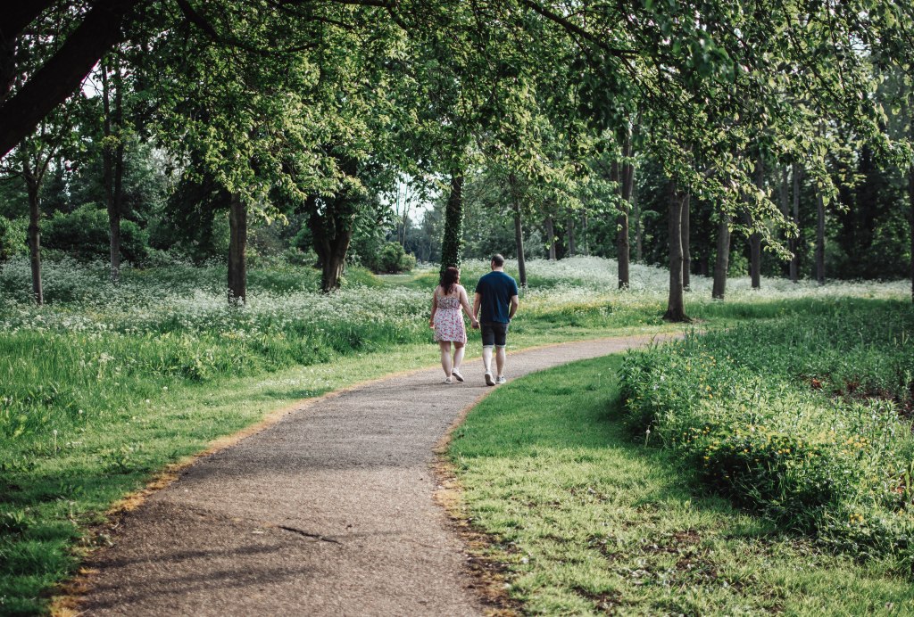 FEMALE WEDDING PHOTOGRAPHER IN MILTON KEYNES