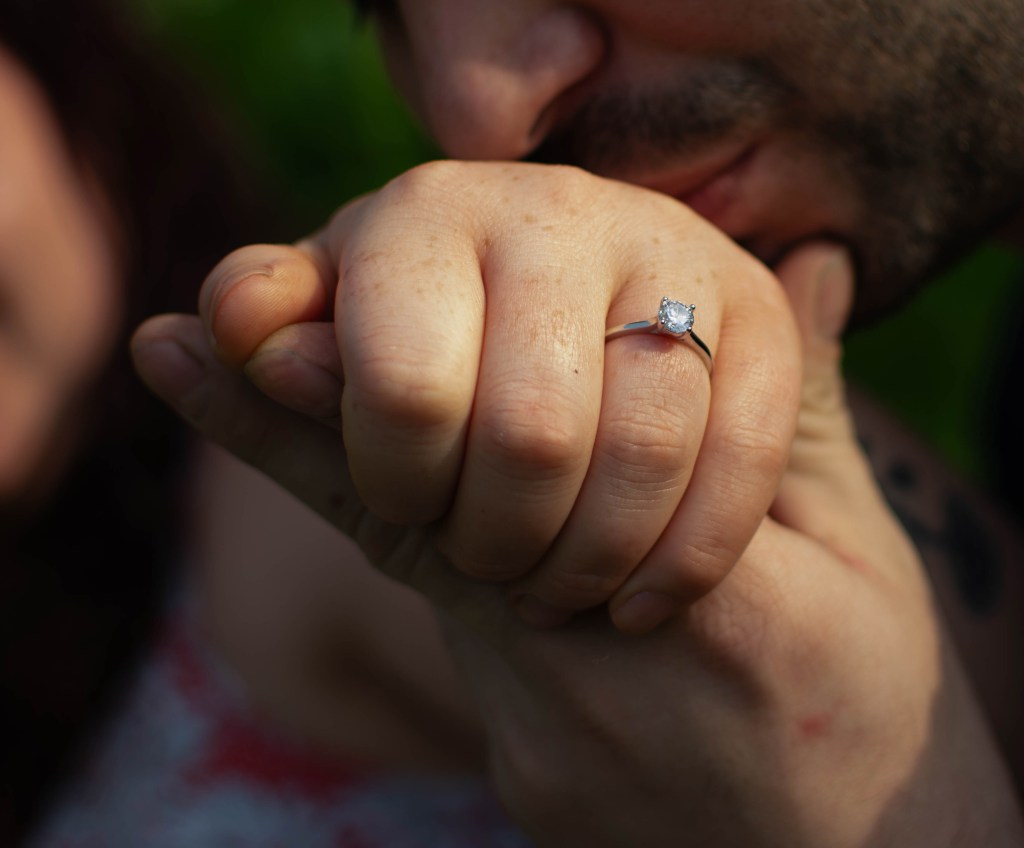 ENGAGEMENT PHOTOGRAPHER , UK PORTRAIT PHOTOGRAPHY