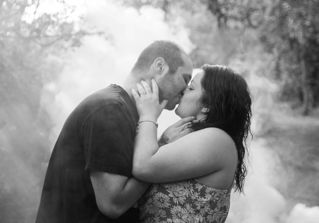 FEMALE WEDDING PHOTOGRAPHER IN MILTON KEYNES