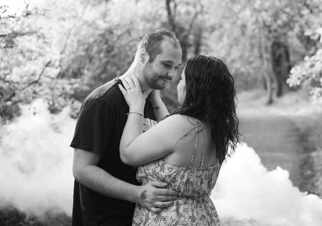 FEMALE WEDDING PHOTOGRAPHER IN MILTON KEYNES